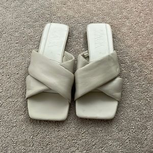 Zara cream slides